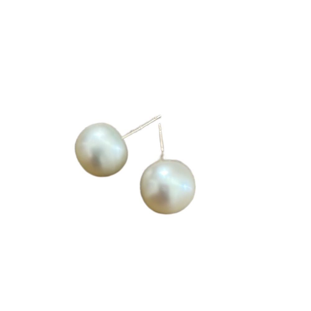 928 Silver Stud Simulated Pearl Earrings